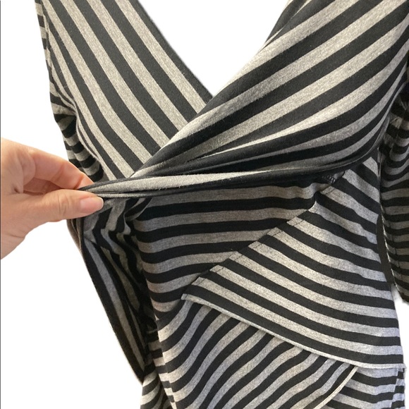 VERVE ami V-neck Top - Picture 4 of 8